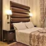 فندق Western Genova 4*