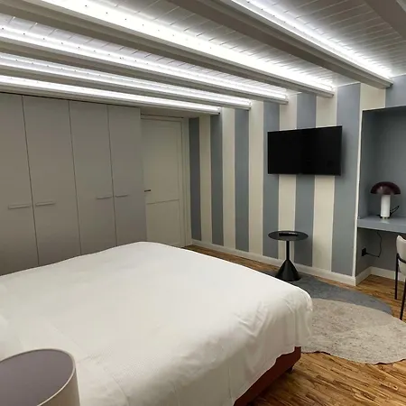 Western Genova Hotel 4*