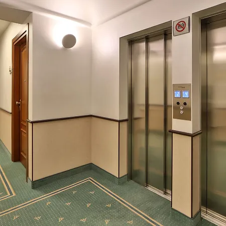 Western Genova 4* Турин