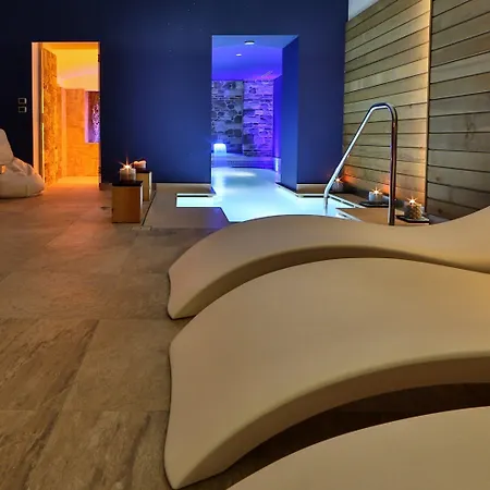 Western Genova 4*