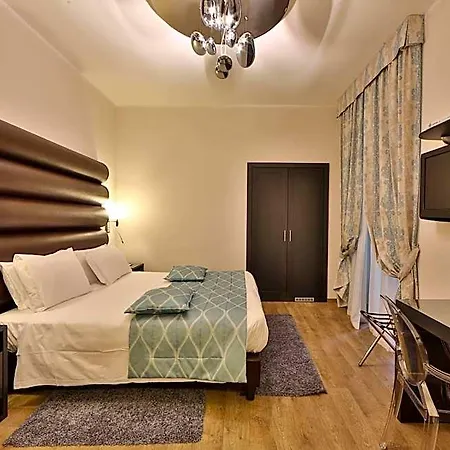 מלון Western Genova 4*