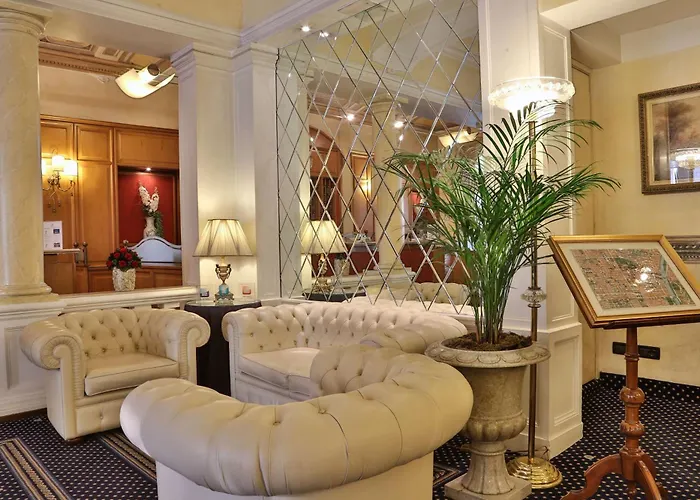 Otel Western Genova 4*