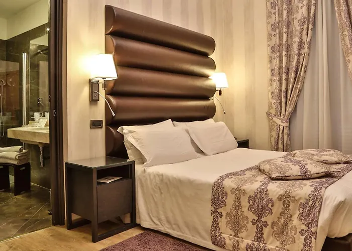 Otel Western Genova 4*