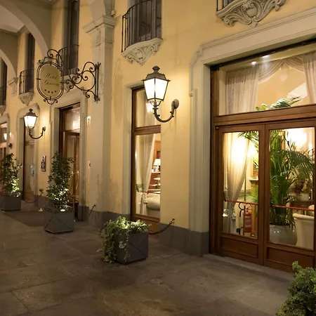 Western Genova Hotel 4*
