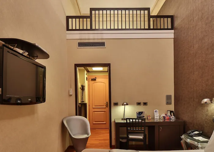 ベスト ウェスタン プラス ジェノバ ホテル 4*