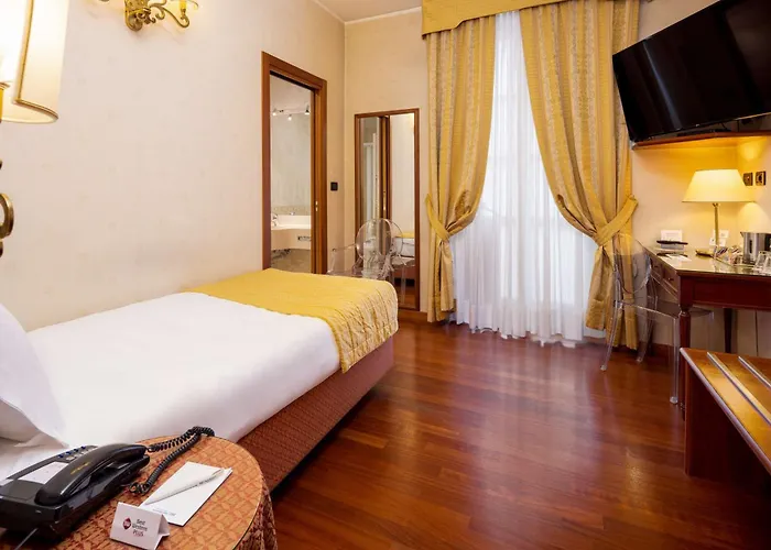 ホテル ベスト ウェスタン プラス ジェノバ