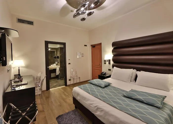 מלון Western Genova