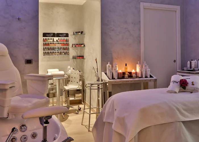 מלון Western Genova 4*