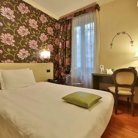 Western Genova 4*